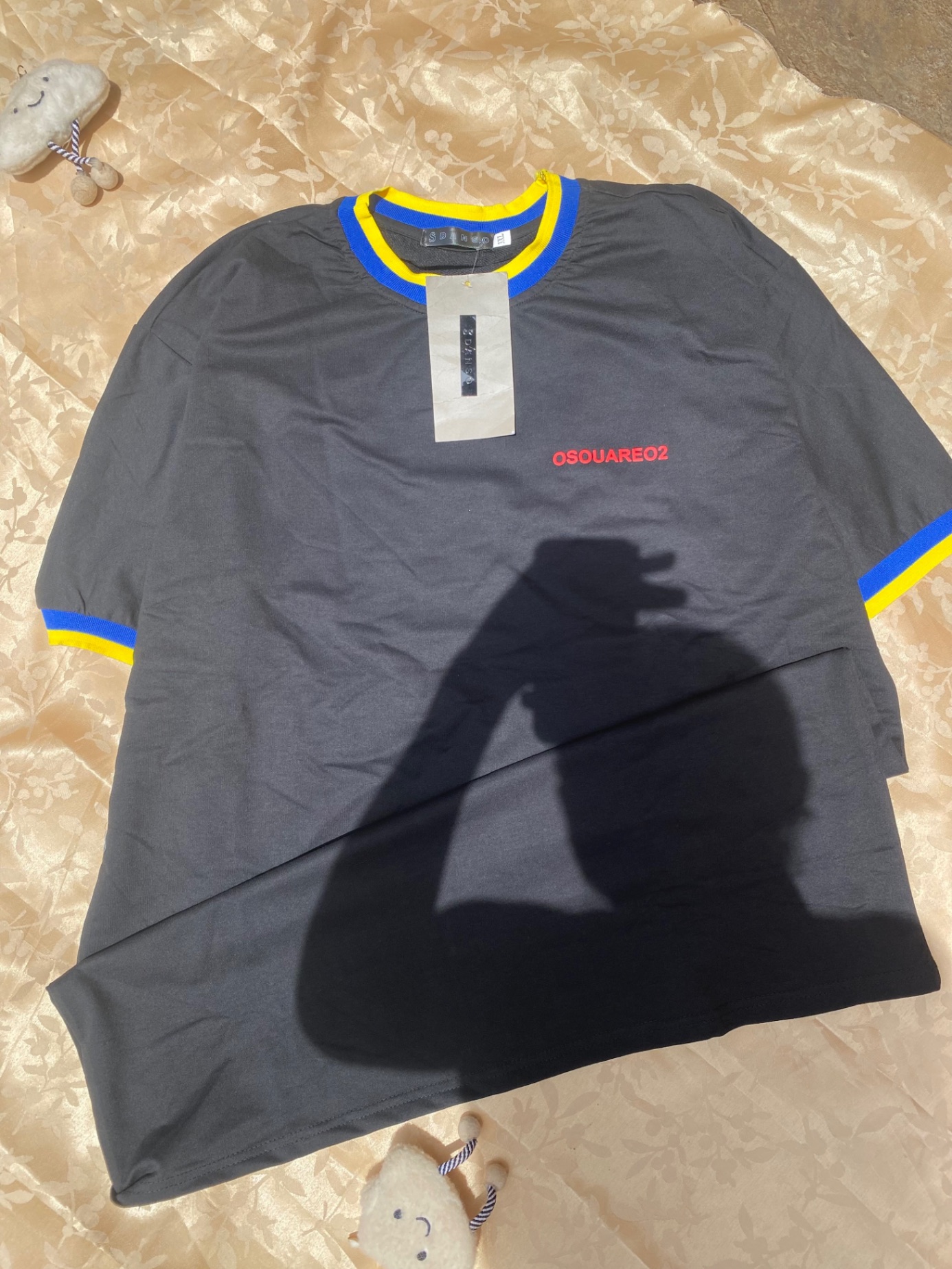 Unisex round neck