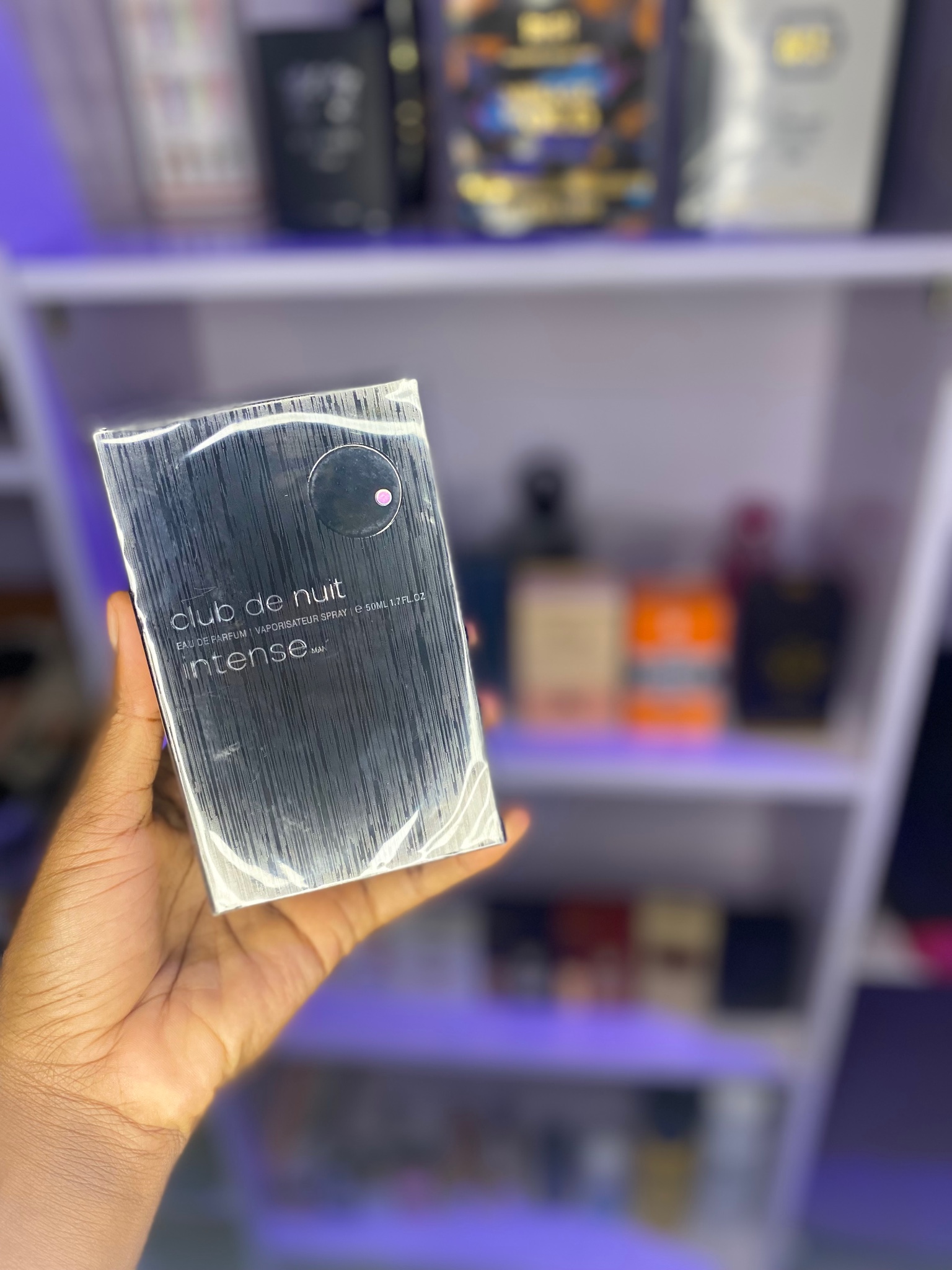 Club de nuit intense man