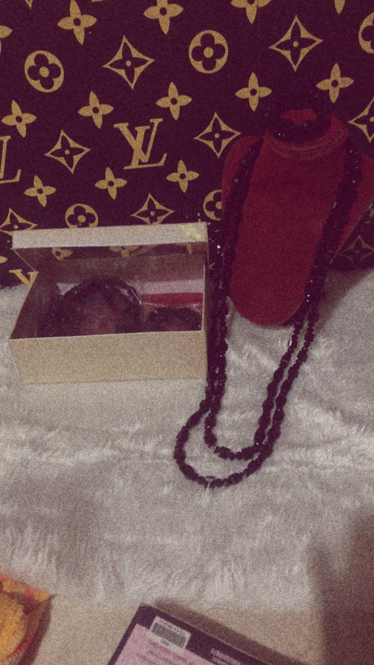 Neck beads